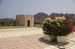 al bustan hotel